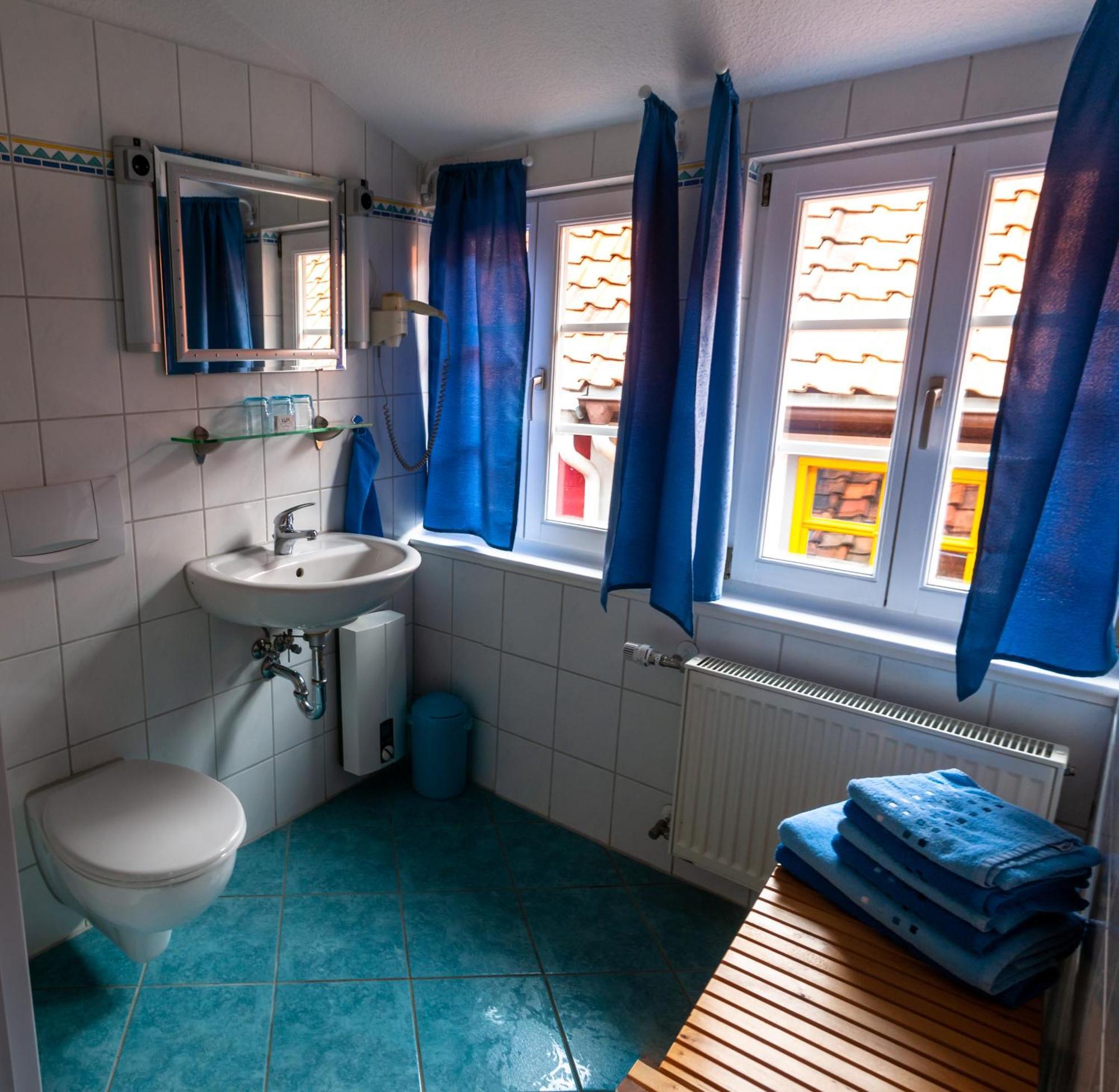 Fachwerkhotel - Ferienhaeuser Vorhof Zur Hoelle Quedlinburg Ngoại thất bức ảnh