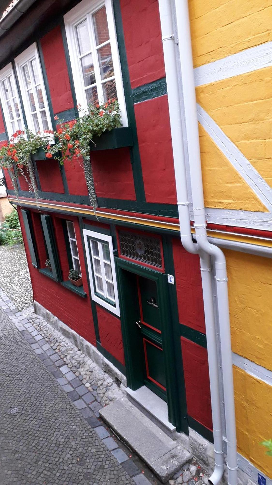 Fachwerkhotel - Ferienhaeuser Vorhof Zur Hoelle Quedlinburg Ngoại thất bức ảnh